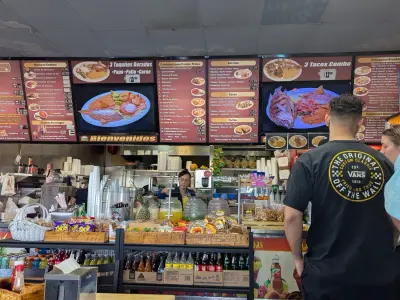 Del Valle Taqueria, business photo 2