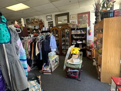 Duncans Treasures, business photo 2