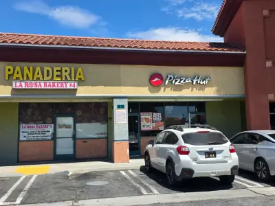 La Rosa Bakery #4, business photo 2