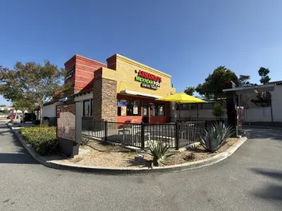 Los Armando’s Mexican Food, business photo 3