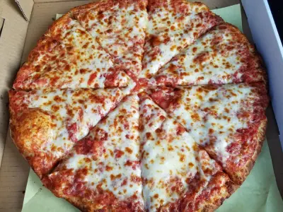 Red Maple Pizza, business photo 2