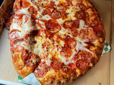 Red Maple Pizza, business photo 4