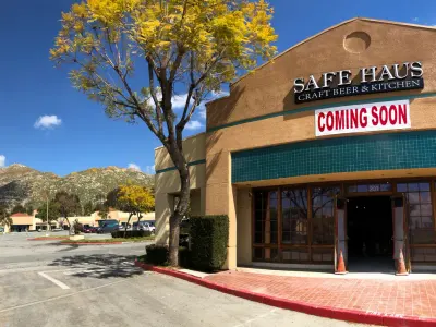 Safe Haus Craft Beer & Kitchen, business photo 2
