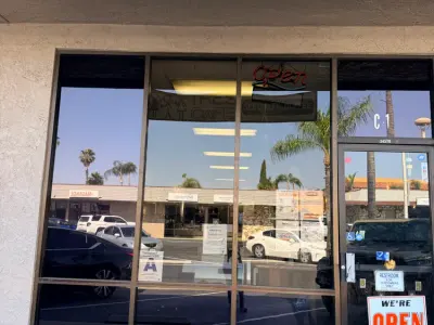 Tres Cafe business photo